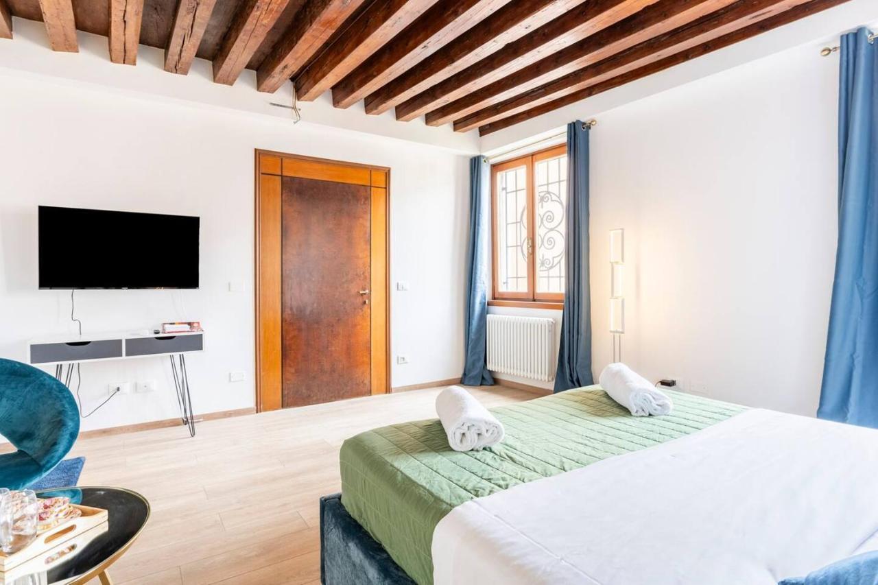 Venice Luxury Suites Exterior foto